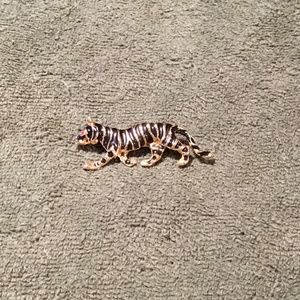 Vintage 1960s Black Tiger Enamel Pin